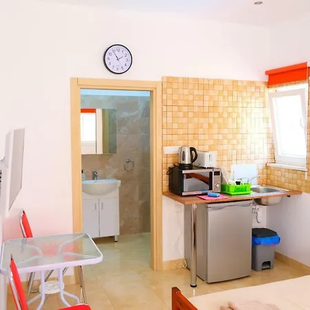 Apartament Alex Holiday Ajia Napa
